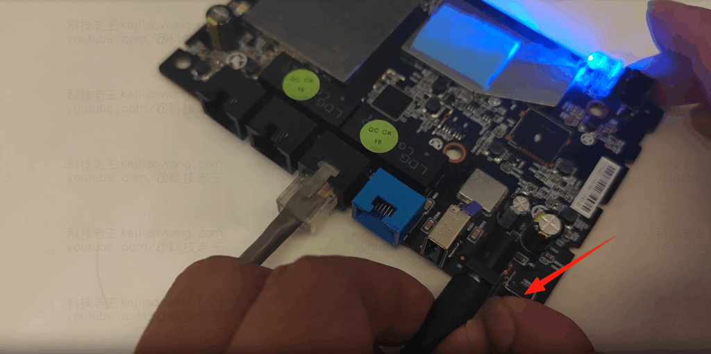 Afval en gebruik - Jingdong Yun Arthur pro router TTL borstel in U-Boot en upgrade iStoreOS/OpenWRT firmware volledige tutorial